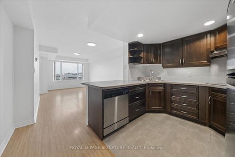 Photo 4 at 623 - 2020 McNicoll Avenue, Milliken, Toronto