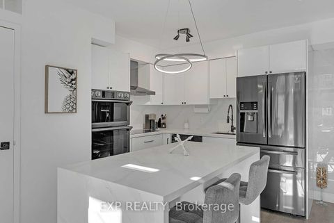 Photo 8 at 1111 - 50 East Liberty Street, Niagara, Toronto