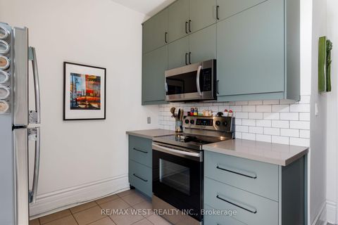 Photo 6 at 87 Springhurst Avenue, South Parkdale, Toronto