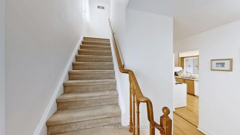 Photo 19 at 13 Don Head Village Boulevard, North Richvale, Richmond Hill