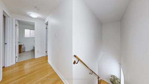 Photo 20 at 13 Don Head Village Boulevard, North Richvale, Richmond Hill