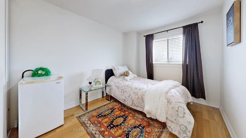 Photo 27 at 13 Don Head Village Boulevard, North Richvale, Richmond Hill