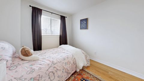 Photo 29 at 13 Don Head Village Boulevard, North Richvale, Richmond Hill