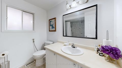 Photo 32 at 13 Don Head Village Boulevard, North Richvale, Richmond Hill