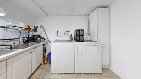 Photo 38 at 13 Don Head Village Boulevard, North Richvale, Richmond Hill