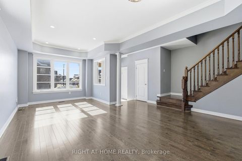 Photo 4 at 200 Paradelle Drive, Oak Ridges Lake Wilcox, Richmond Hill