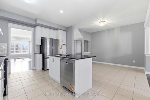 Photo 13 at 200 Paradelle Drive, Oak Ridges Lake Wilcox, Richmond Hill