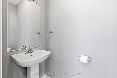 Photo 19 at 200 Paradelle Drive, Oak Ridges Lake Wilcox, Richmond Hill