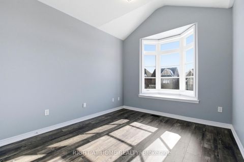 Photo 32 at 200 Paradelle Drive, Oak Ridges Lake Wilcox, Richmond Hill