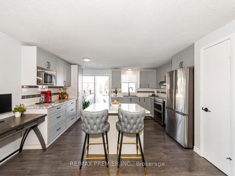 Photo 11 at 203 Burns Circle, Northwest, Barrie