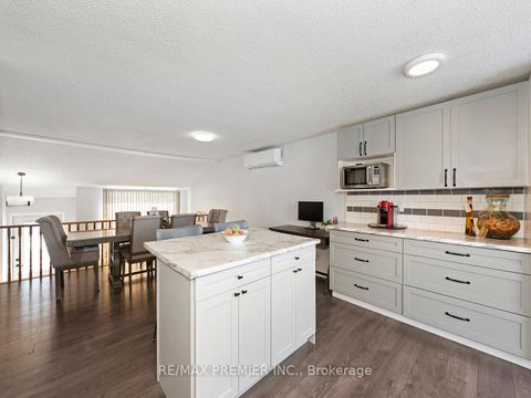 Photo 18 at 203 Burns Circle, Northwest, Barrie