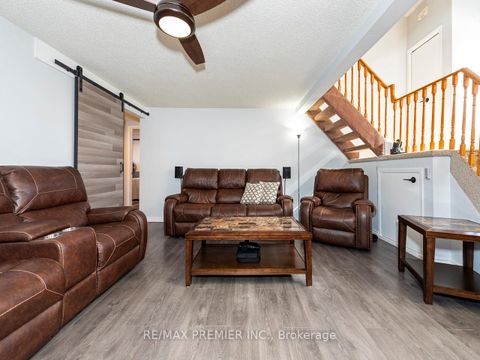 Photo 34 at 203 Burns Circle, Northwest, Barrie
