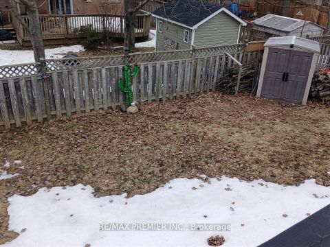 Photo 45 at 203 Burns Circle, Northwest, Barrie