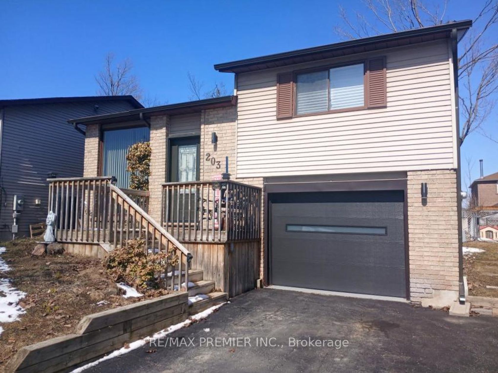 203 Burns Circle, Northwest, Barrie photo 5
