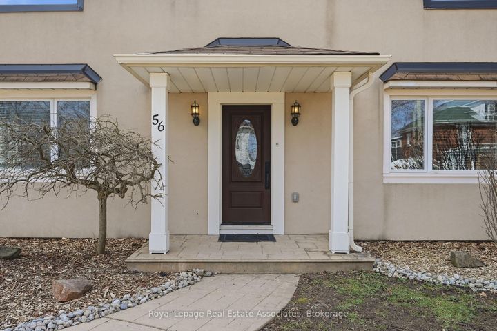 Photo 3 at 56 King Street, Georgetown, Halton Hills