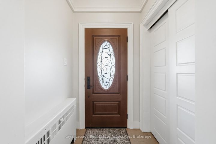 Photo 5 at 56 King Street, Georgetown, Halton Hills