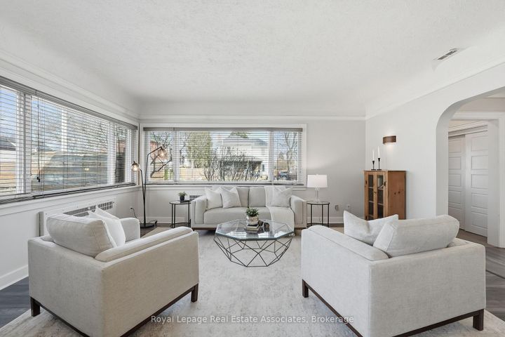 Photo 8 at 56 King Street, Georgetown, Halton Hills