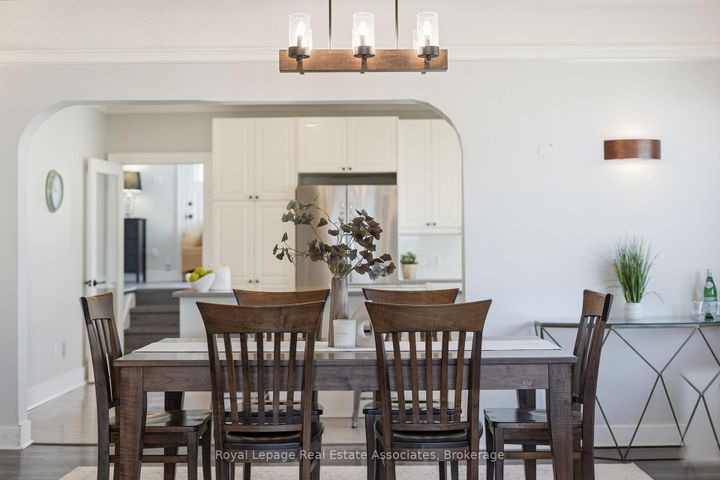 Photo 12 at 56 King Street, Georgetown, Halton Hills