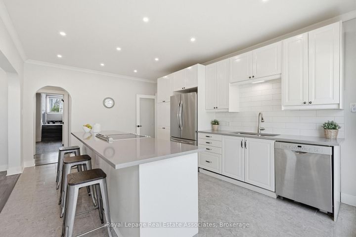 Photo 18 at 56 King Street, Georgetown, Halton Hills