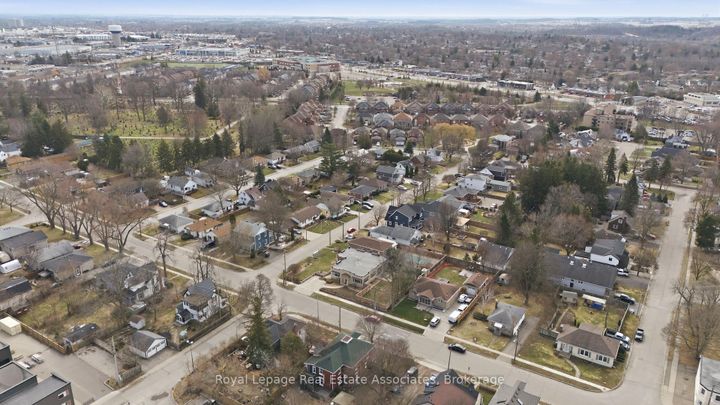 Photo 49 at 56 King Street, Georgetown, Halton Hills