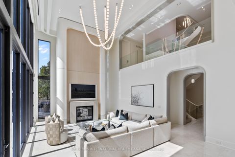 Photo 7 at 84 Old Forest Hill Road, Forest Hill South, Toronto