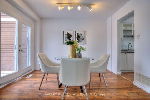 Photo 19 at 24 Lampman Ln Lane, Letitia Heights, Barrie