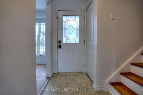 Photo 22 at 24 Lampman Ln Lane, Letitia Heights, Barrie