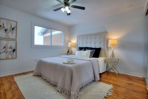 Photo 25 at 24 Lampman Ln Lane, Letitia Heights, Barrie