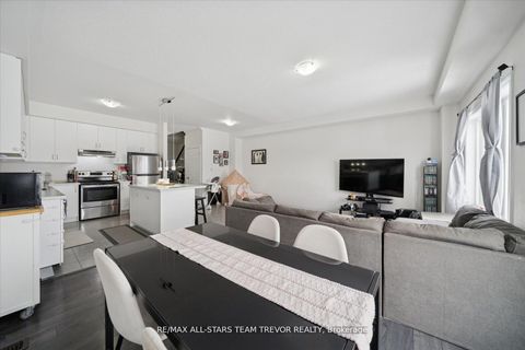 Photo 9 at 1265 Harrington Street, Lefroy, Innisfil