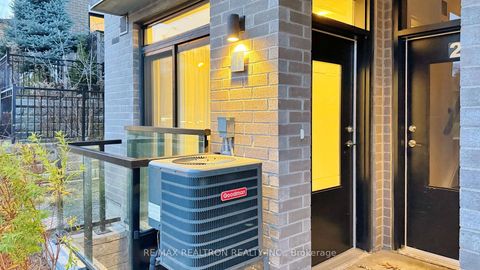 Photo 12 at TH 1 - 260 Finch Avenue E, Newtonbrook East, Toronto