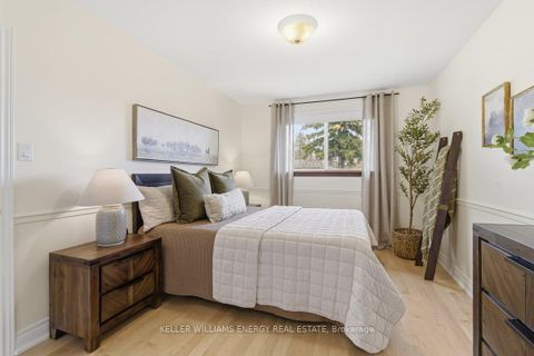 Photo 11 at 36 Stonefield Crescent, Morningside, Toronto