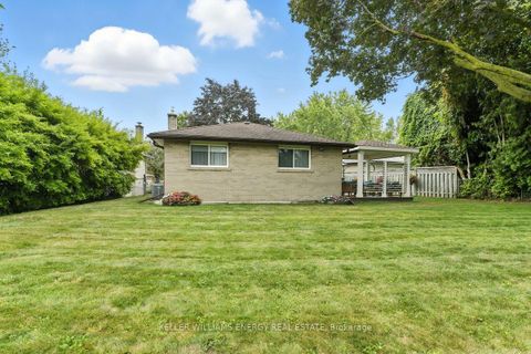 Photo 31 at 36 Stonefield Crescent, Morningside, Toronto