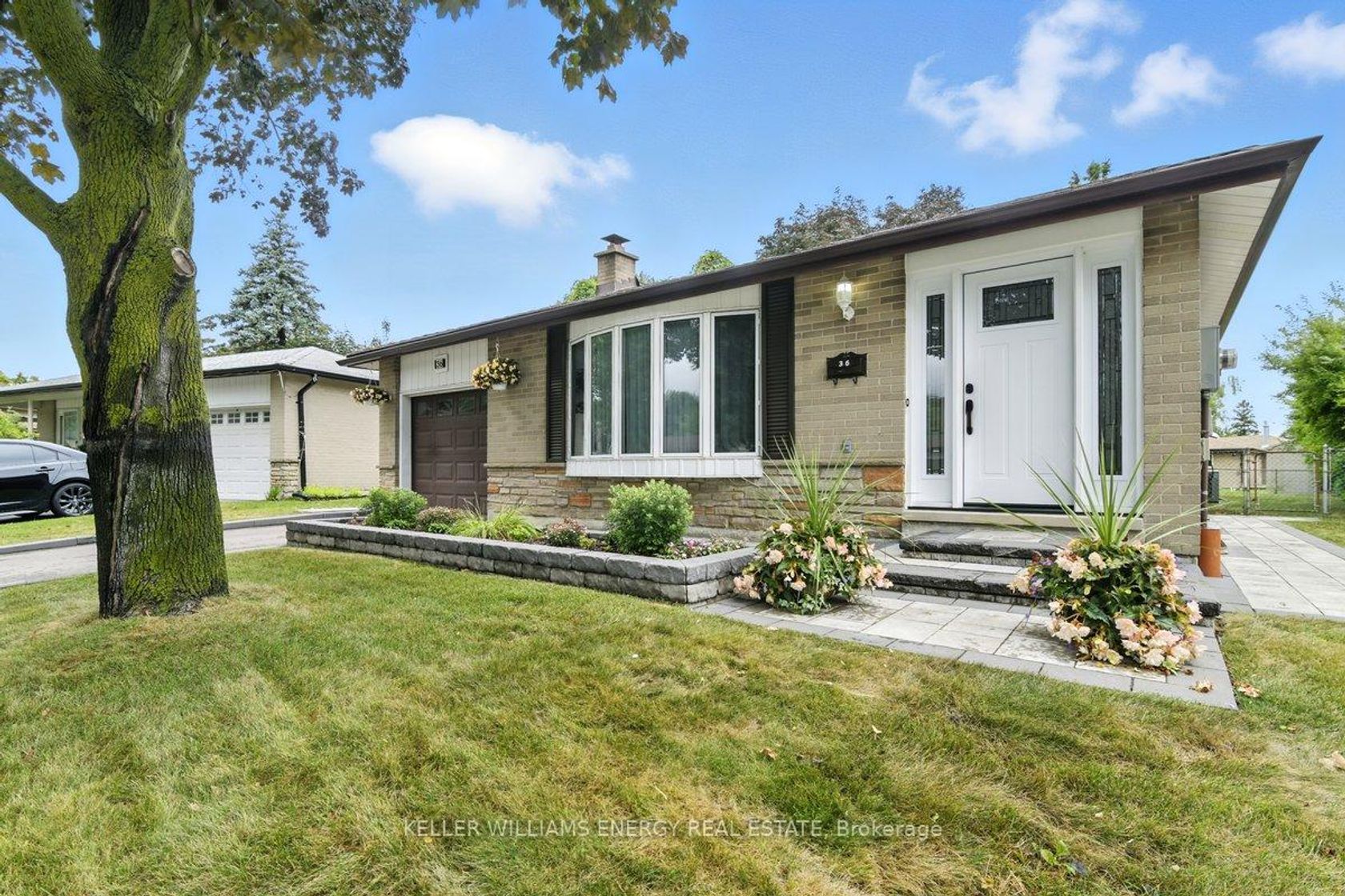 36 Stonefield Crescent, Morningside, Toronto photo 8