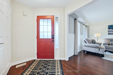 Photo 4 at 97 Bishop Drive, Ardagh, Barrie