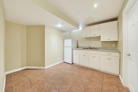 Photo 29 at 97 Bishop Drive, Ardagh, Barrie