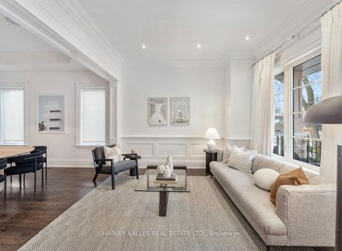 Photo 2 at 190 Carmichael Avenue, Nortown, Toronto