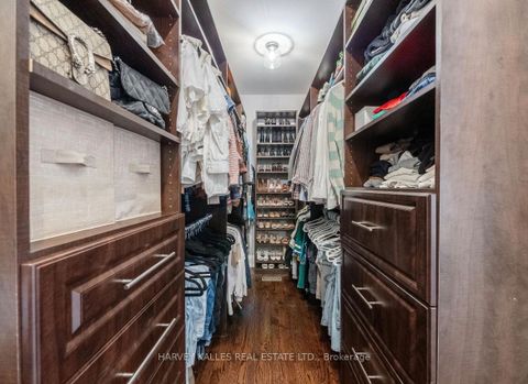 Photo 12 at 190 Carmichael Avenue, Nortown, Toronto