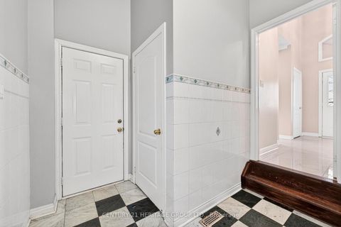 Photo 16 at 2 Adam Ernst Court, Vellore Village, Vaughan