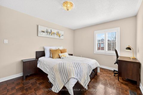 Photo 26 at 2 Adam Ernst Court, Vellore Village, Vaughan