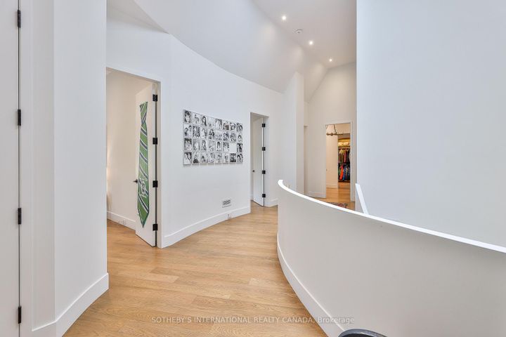 Photo 31 at 108 Stratford Crescent, York Mills, Toronto