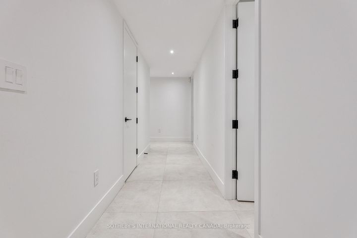 Photo 32 at 108 Stratford Crescent, York Mills, Toronto