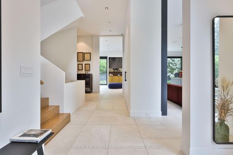 Photo 6 at 108 Stratford Crescent, York Mills, Toronto