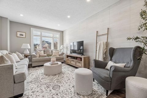 Photo 3 at 54 Streathern Way, Bowmanville, Clarington