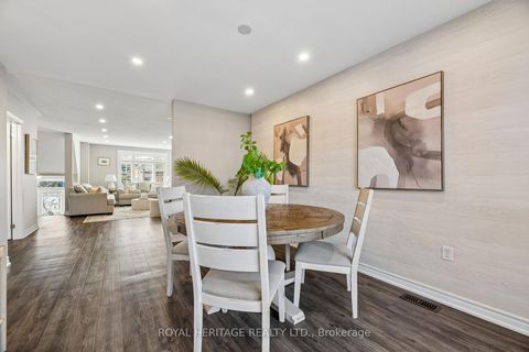 Photo 8 at 54 Streathern Way, Bowmanville, Clarington