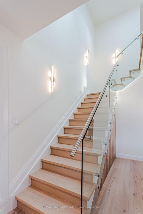 Photo 5 at 89 Gainsborough Road, Woodbine Corridor, Toronto