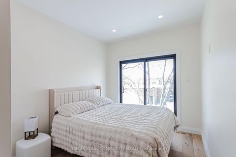 Photo 15 at 89 Gainsborough Road, Woodbine Corridor, Toronto