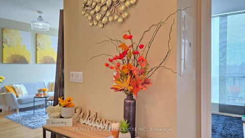 Photo 1 at PH207 - 18 Harding Boulevard, Harding, Richmond Hill