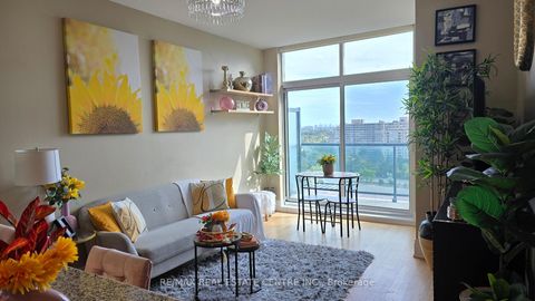 Photo 4 at PH207 - 18 Harding Boulevard, Harding, Richmond Hill