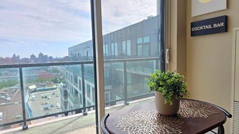 Photo 14 at PH207 - 18 Harding Boulevard, Harding, Richmond Hill