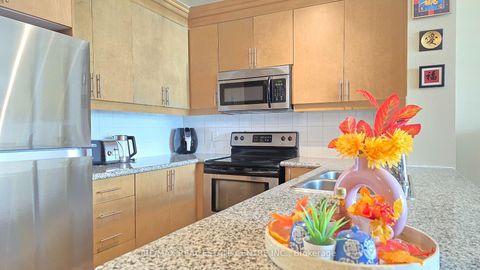 Photo 17 at PH207 - 18 Harding Boulevard, Harding, Richmond Hill